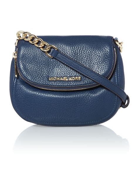 navy blue crossbody shoulder purse.